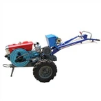 Séta a traktor mögött